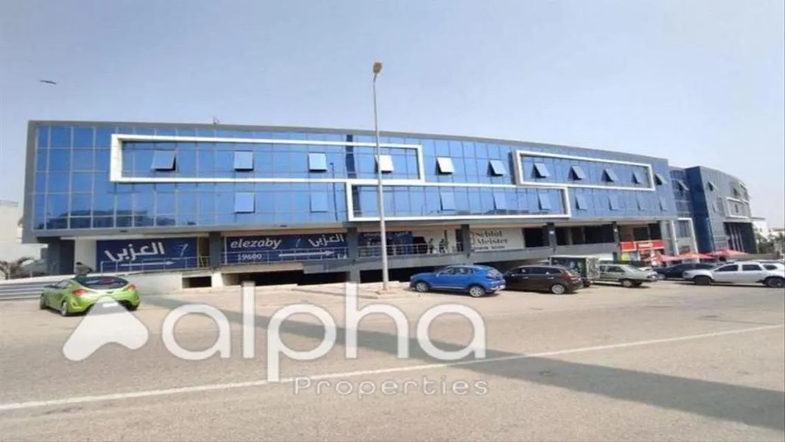 Luxury Villa for Sale at 8,200,000 EGP with Full Amenities