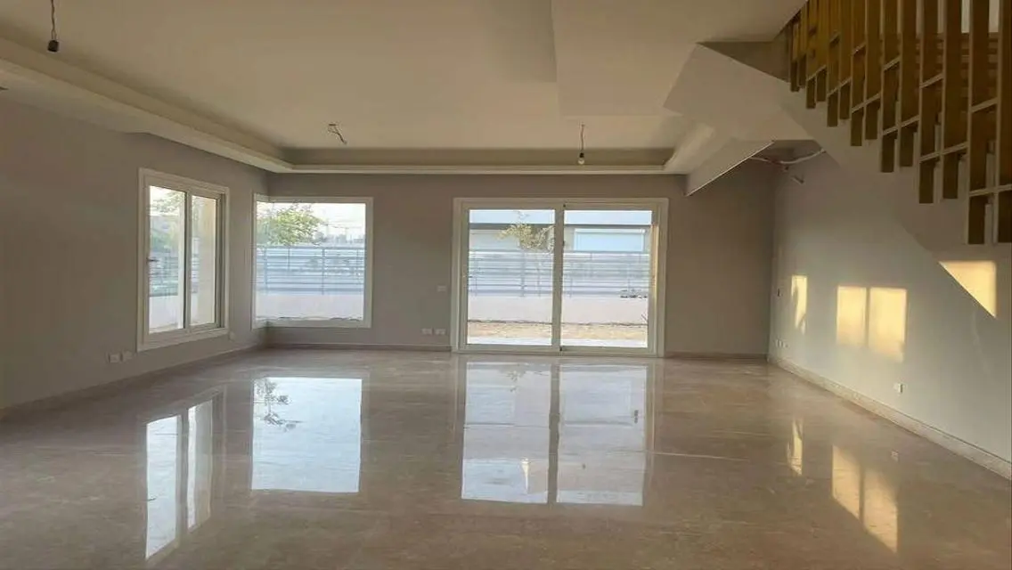 Luxury Villa for Sale with Garden and Shared Pool