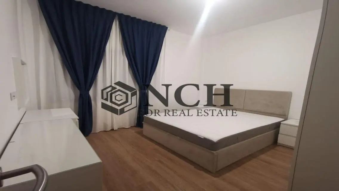Luxury Apartment in Fifth Square