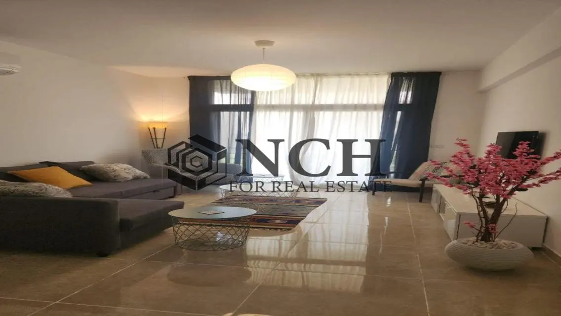 Luxury Apartment in Fifth Square