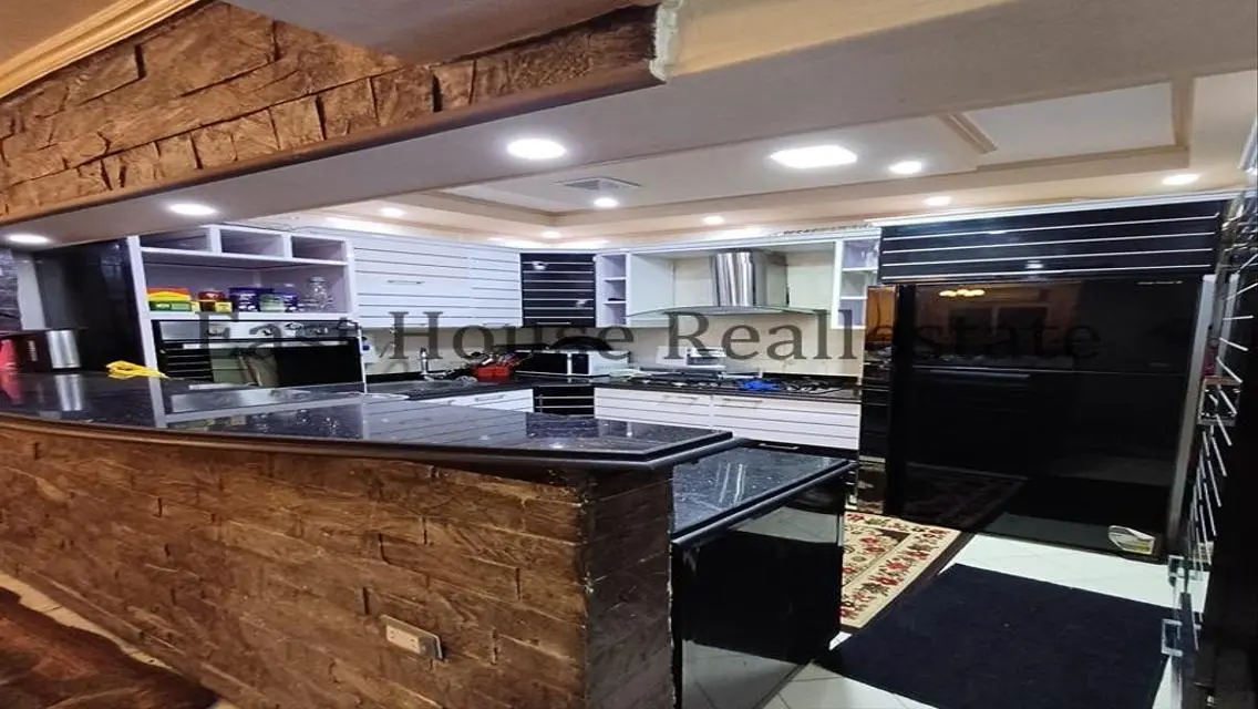 Luxurious Apartment with Exceptional Amenities in a Prime Area
