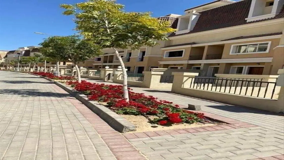Luxury Villa for Sale at Sarai 42