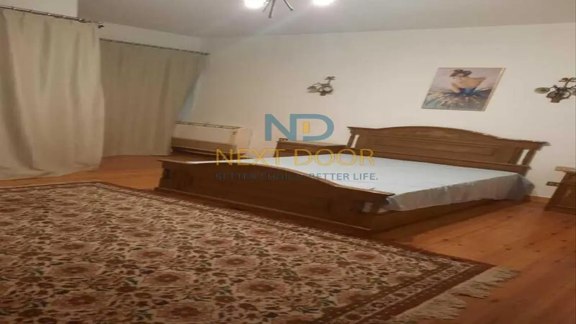 شقة مميزة بمساحة 900 متر للبيع