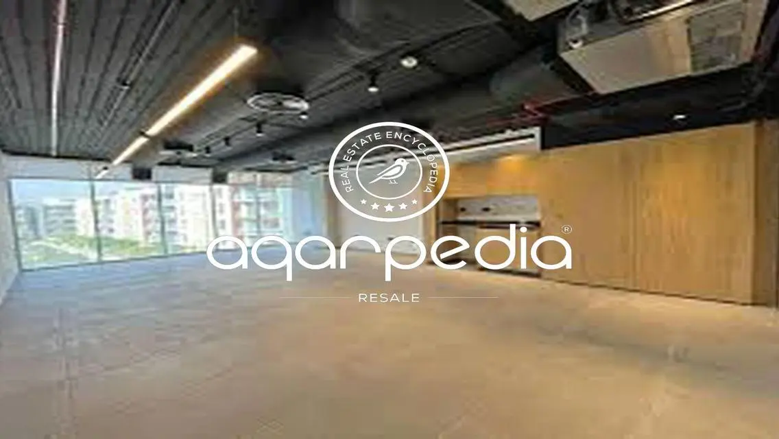 Exceptional Property of 70 Meters in a Central Location