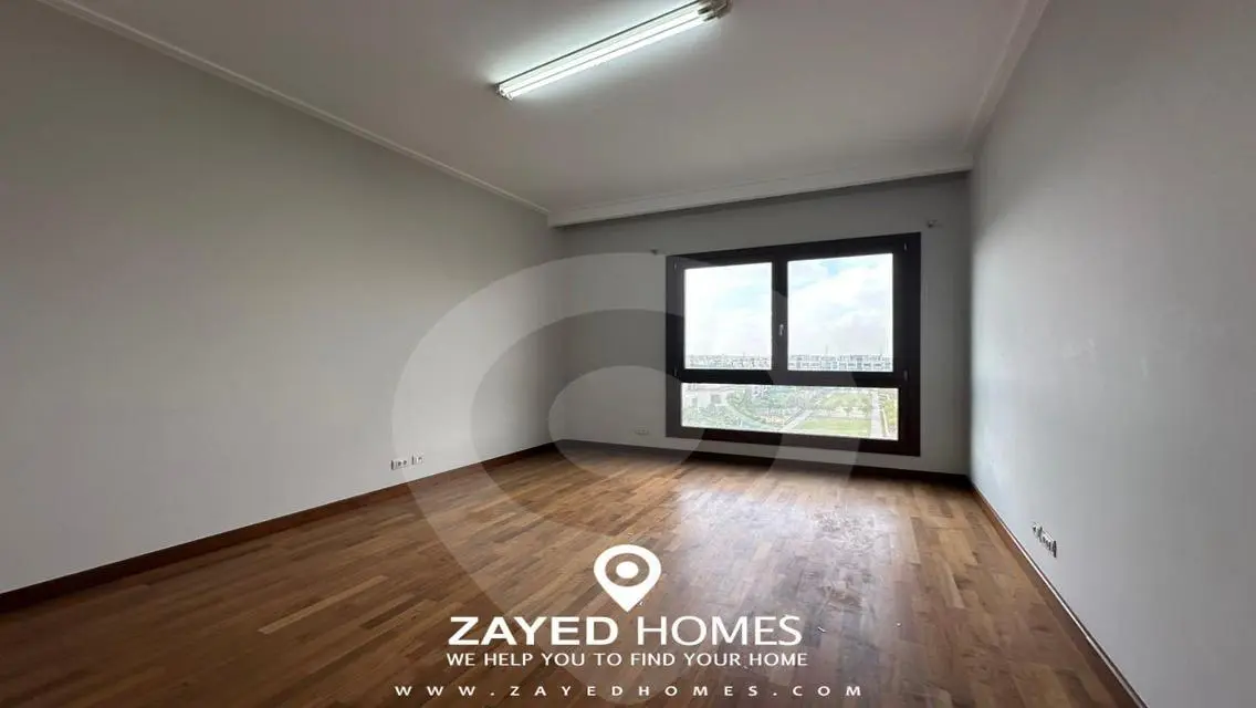 Luxury Apartment with 165 sqm in the Heart of the City