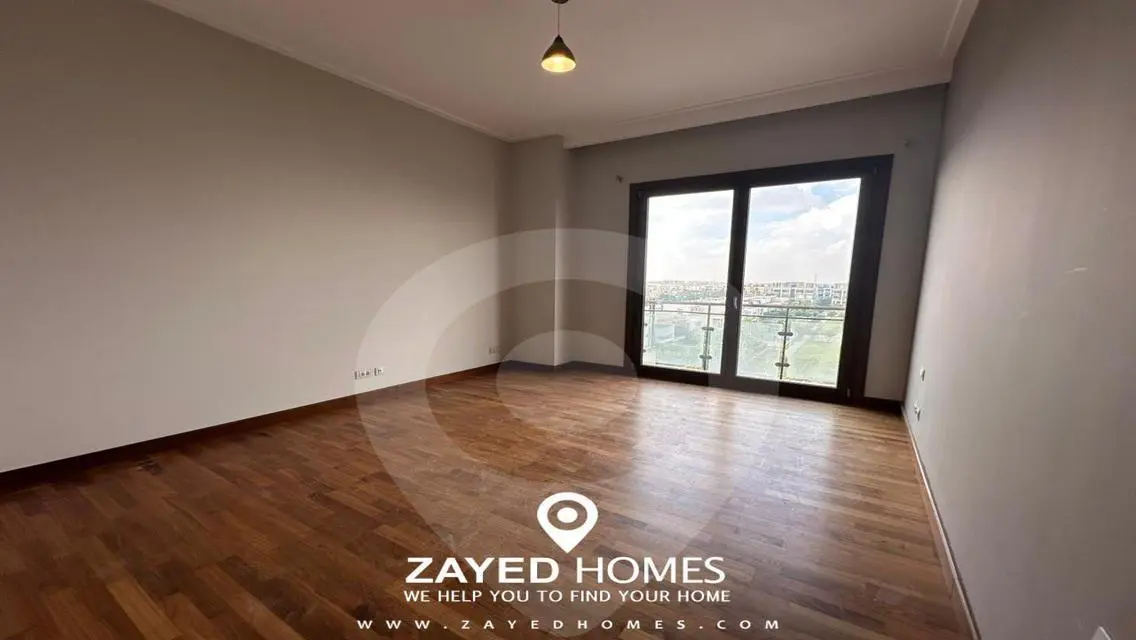 Luxury Apartment with 165 sqm in the Heart of the City