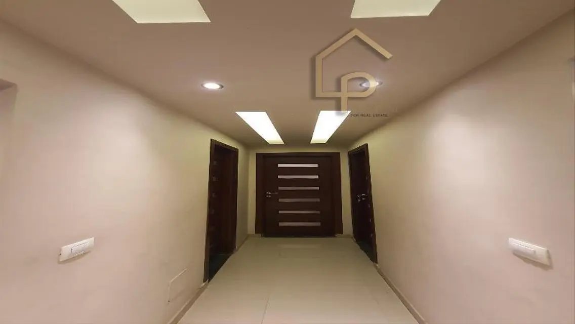 شقة فاخرة للإيجار بمساحة 146 متر