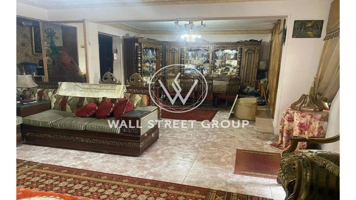 شقة سكنية فاخرة بمساحة 210 متر