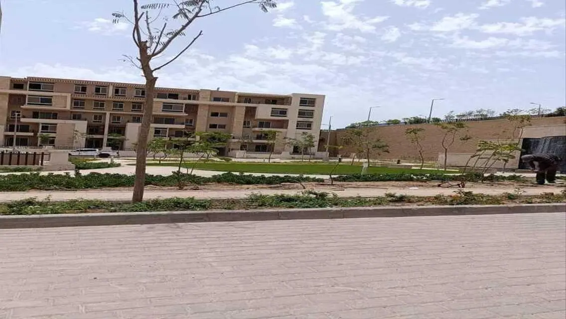 فيلا فاخرة 8 غرف مع حديقة ومسبح خاص