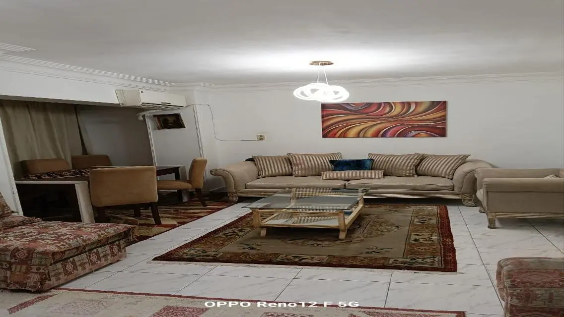 Luxury Apartment for Rent with Comprehensive Amenities