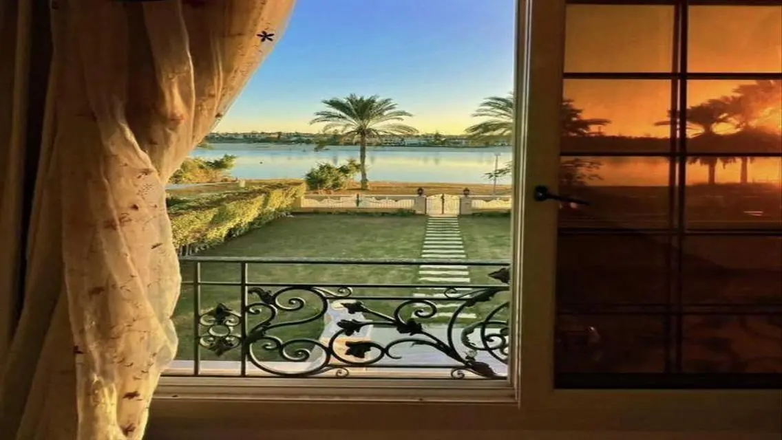 Luxury Apartment with Sea View for Sale