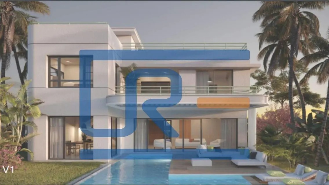 Luxury Apartment with Stunning Lake View