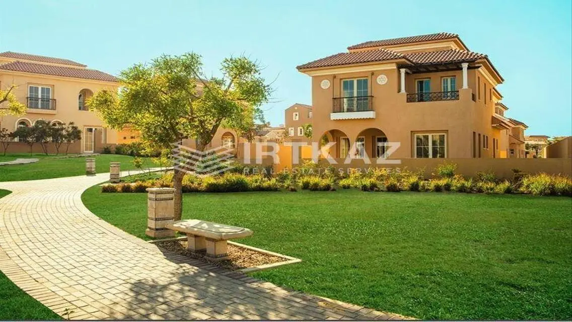 Luxury Villa with 3 Bedrooms for Sale