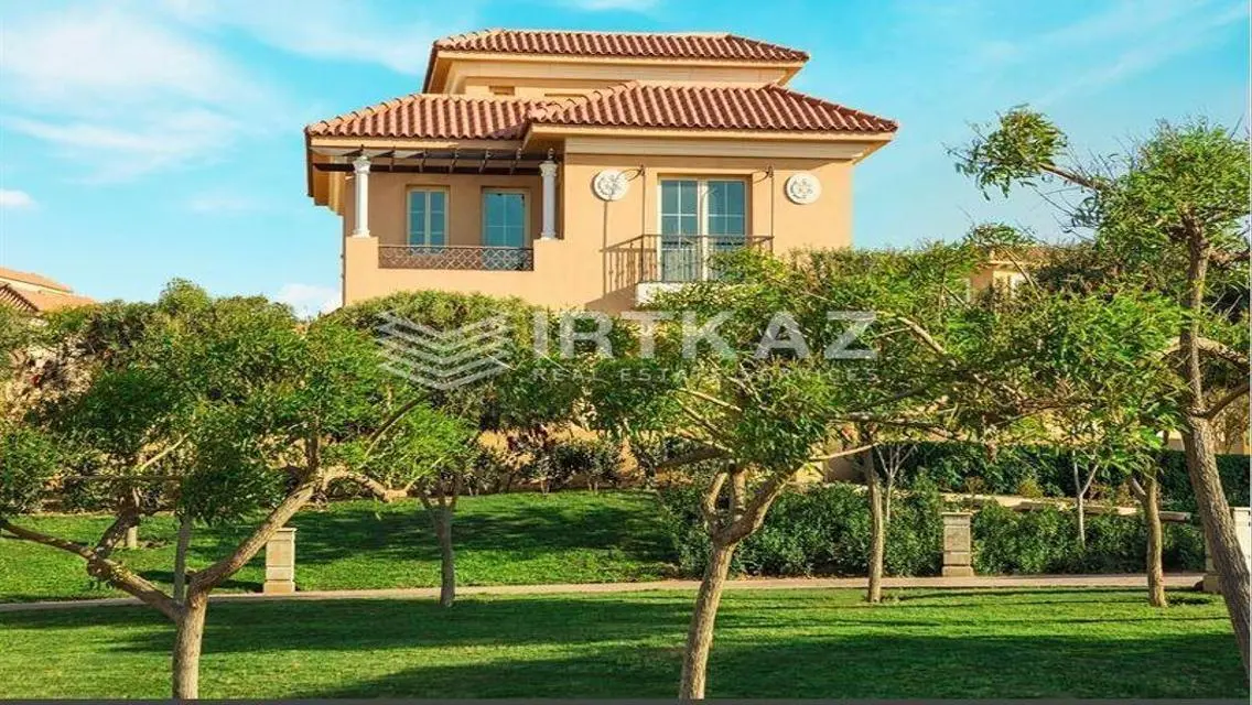 Luxury Villa with 3 Bedrooms for Sale
