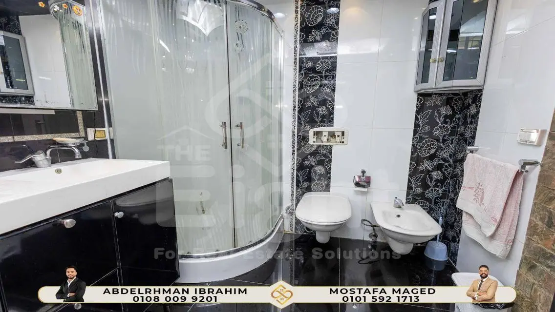 Luxurious 235 sqm Apartment in the Heart of the City