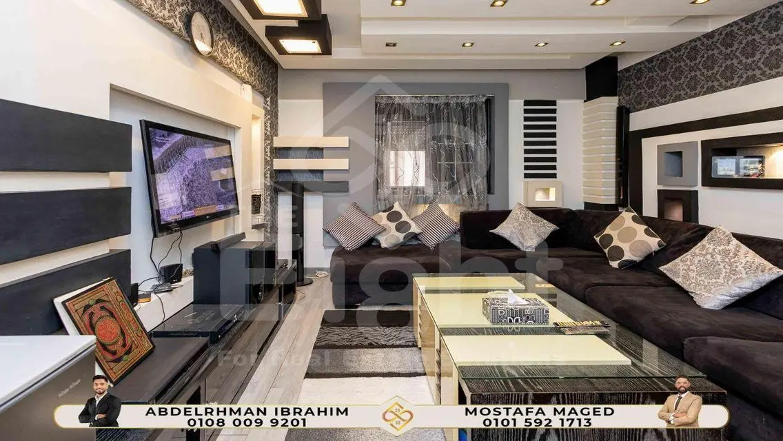 Luxurious 235 sqm Apartment in the Heart of the City