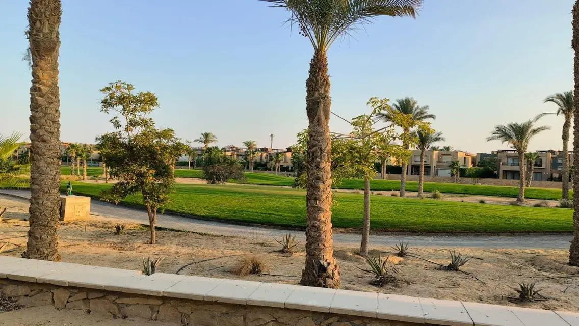 Luxury Apartment for Sale in Swan Lake Residence - 5 Bedrooms