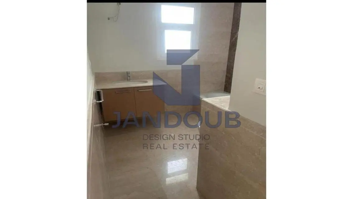 Luxury Apartment with Excellent Space