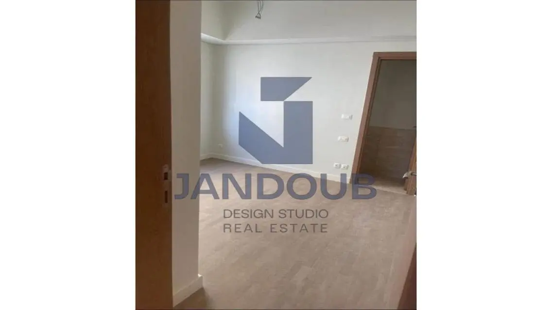 Luxury Apartment with Excellent Space
