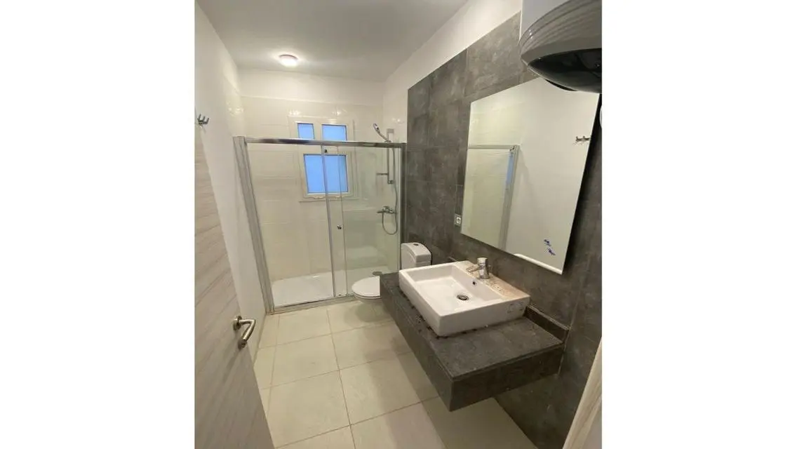 Luxury Apartment of 250 sqm - Ideal Suburb