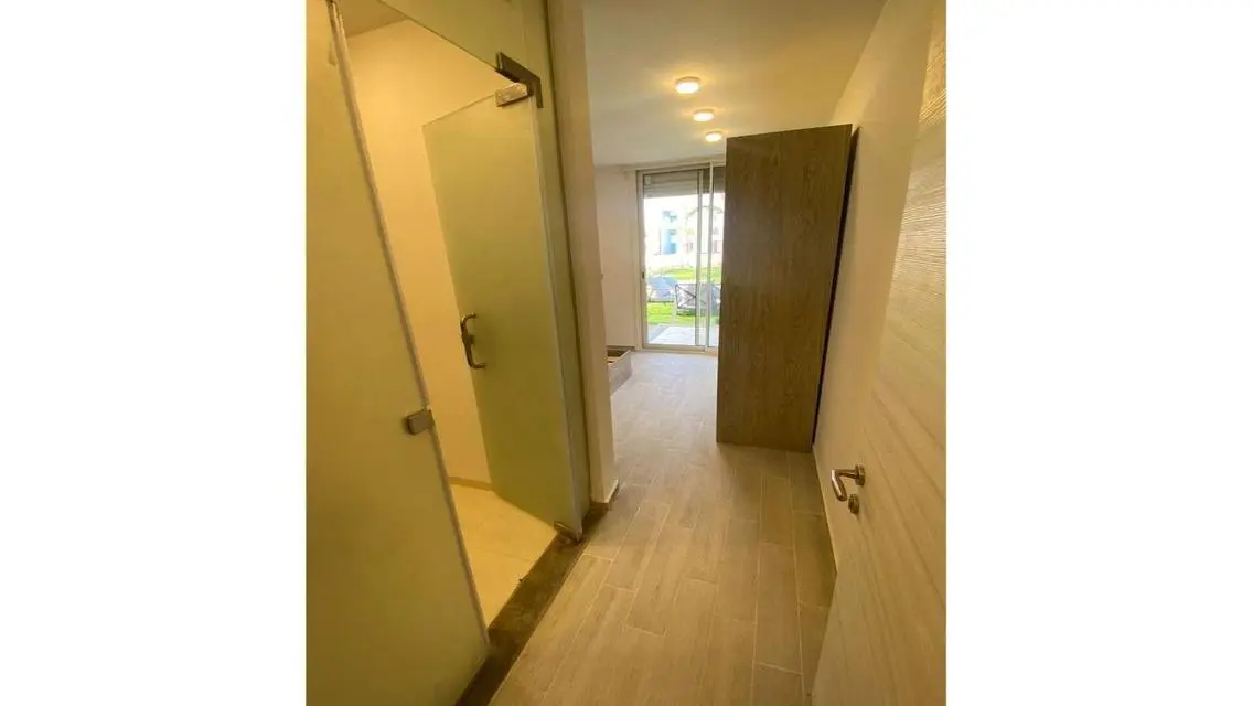 Luxury Apartment of 250 sqm - Ideal Suburb