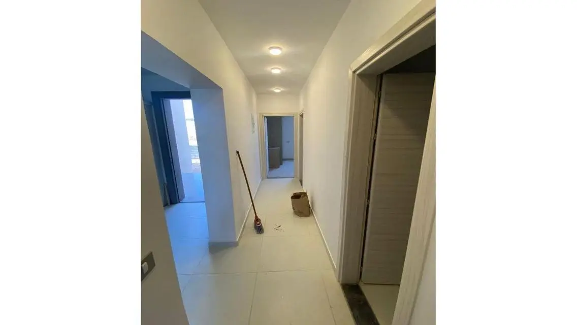 Luxury Apartment of 250 sqm - Ideal Suburb