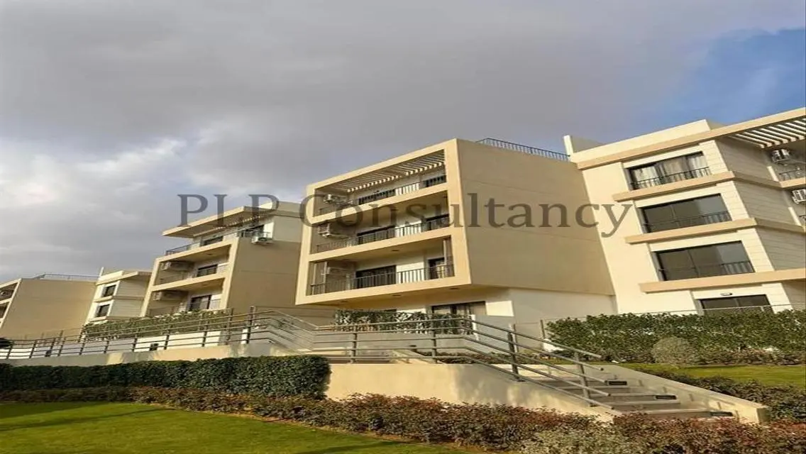 Luxury Apartment for Sale at Fifth Square
