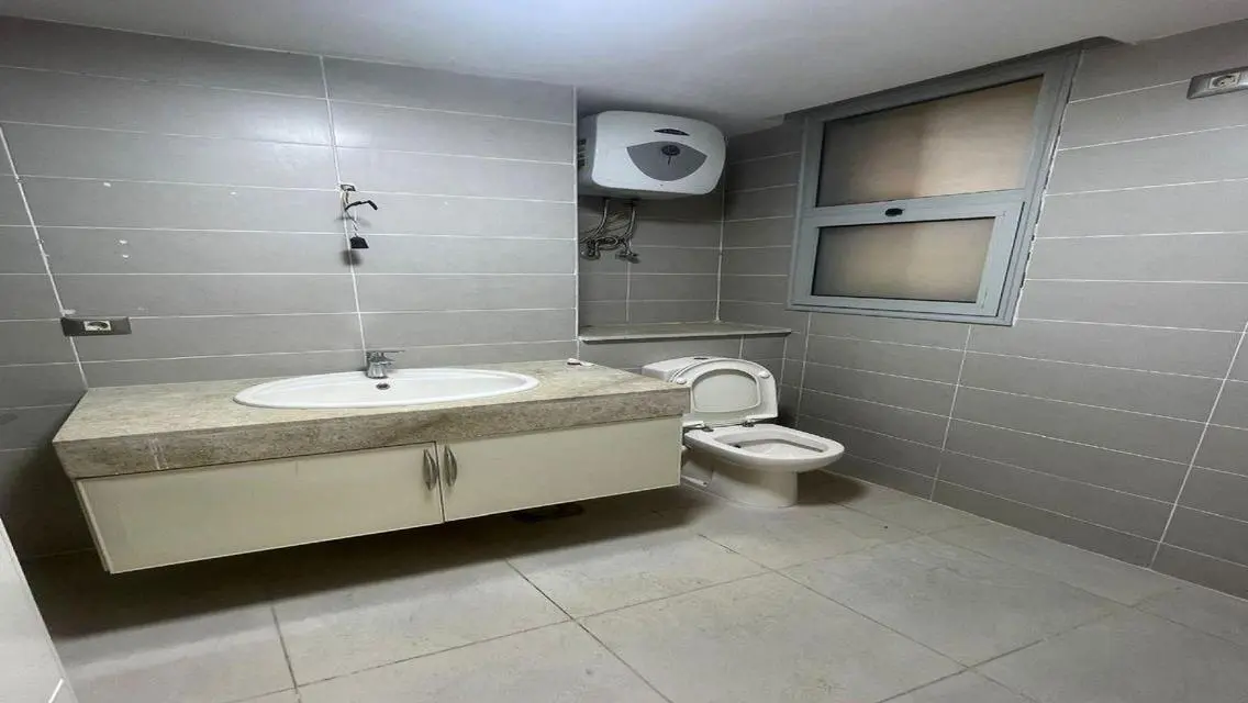 Luxury Apartment in Palm Parks
