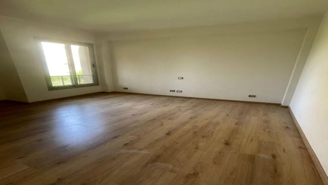 Luxury Apartment in Palm Parks