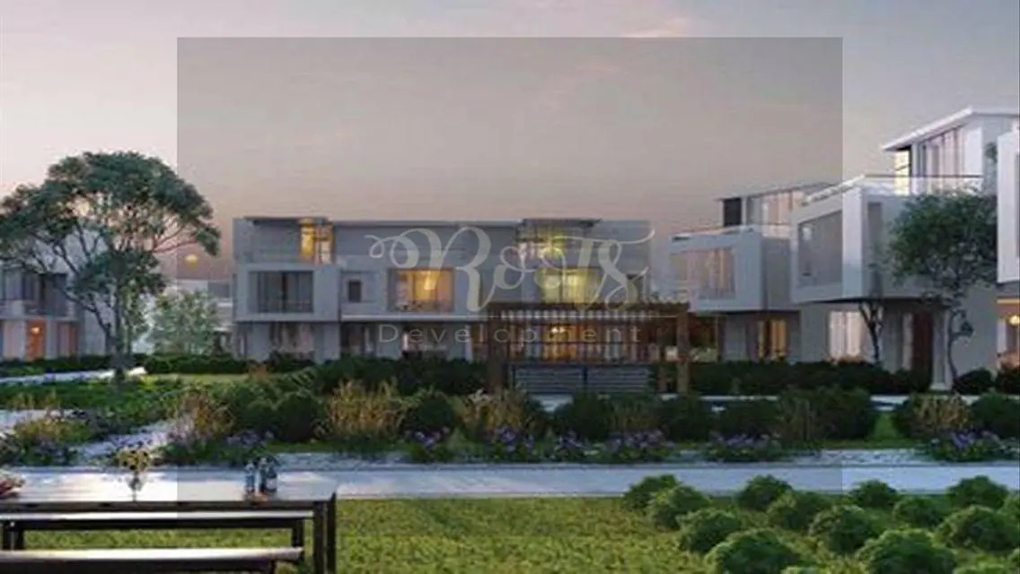 Luxurious Apartment with Spacious Layout for Sale in the City Center