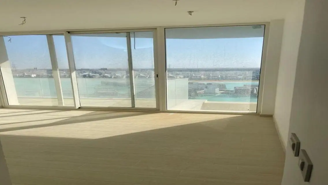 Luxury Apartment with Lake View - 312 sqm