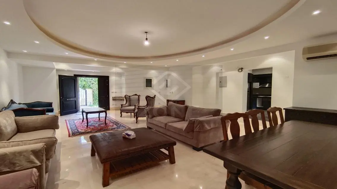 Luxury Villa for Sale with 300 m² Space