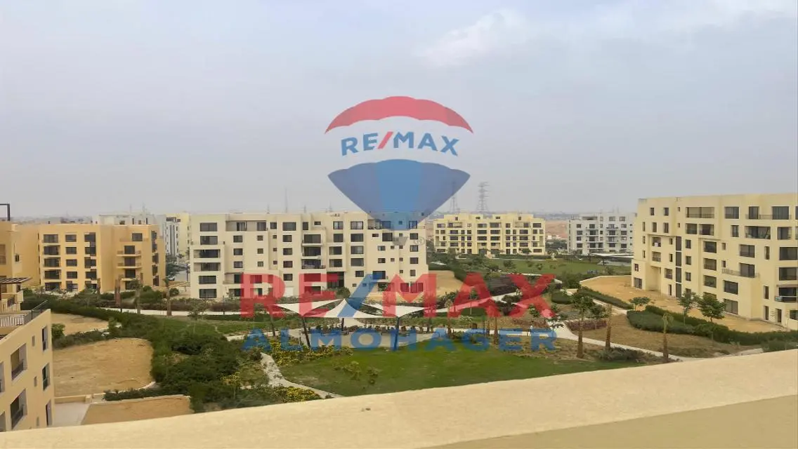 Luxurious Apartment with Complete Services in a Prime Area
