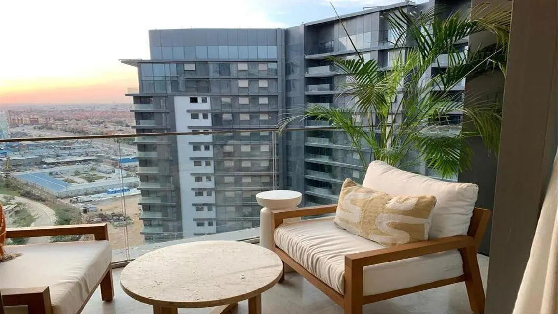 Luxurious Spacious Apartment with Stunning View