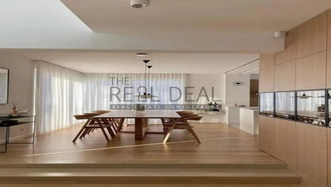 Luxury Villa for Sale with 350 sqm and Amazing Amenities