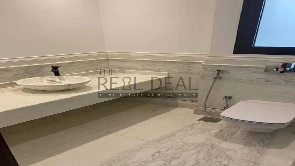 Luxury Villa for Sale with 350 sqm and Amazing Amenities