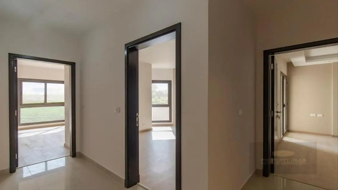 Luxurious Villa with Spacious Area and Great Amenities