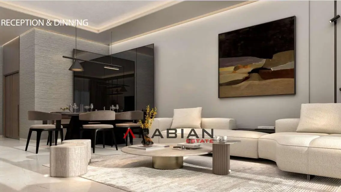 Luxury Apartment with Stunning Lake View