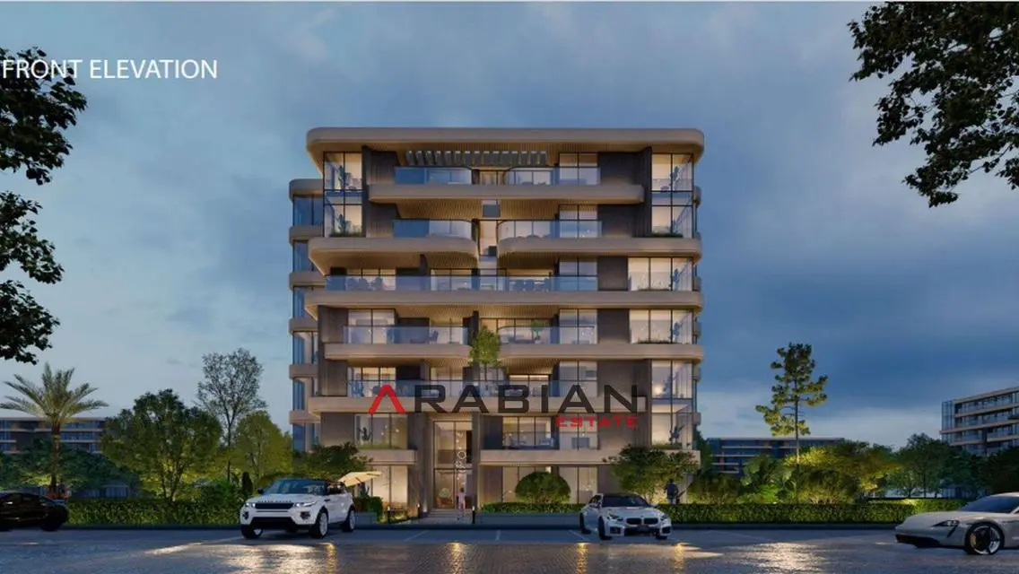 Luxury Apartment with Stunning Lake View