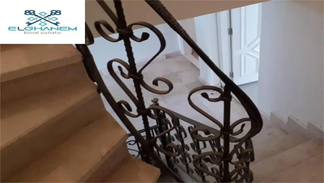 Luxury Villa with Spacious Layout in Prime Location