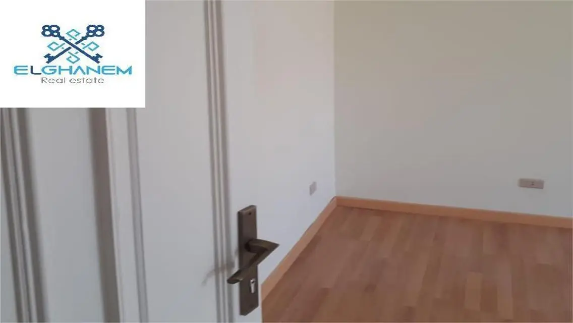 Luxury Villa with Spacious Layout in Prime Location