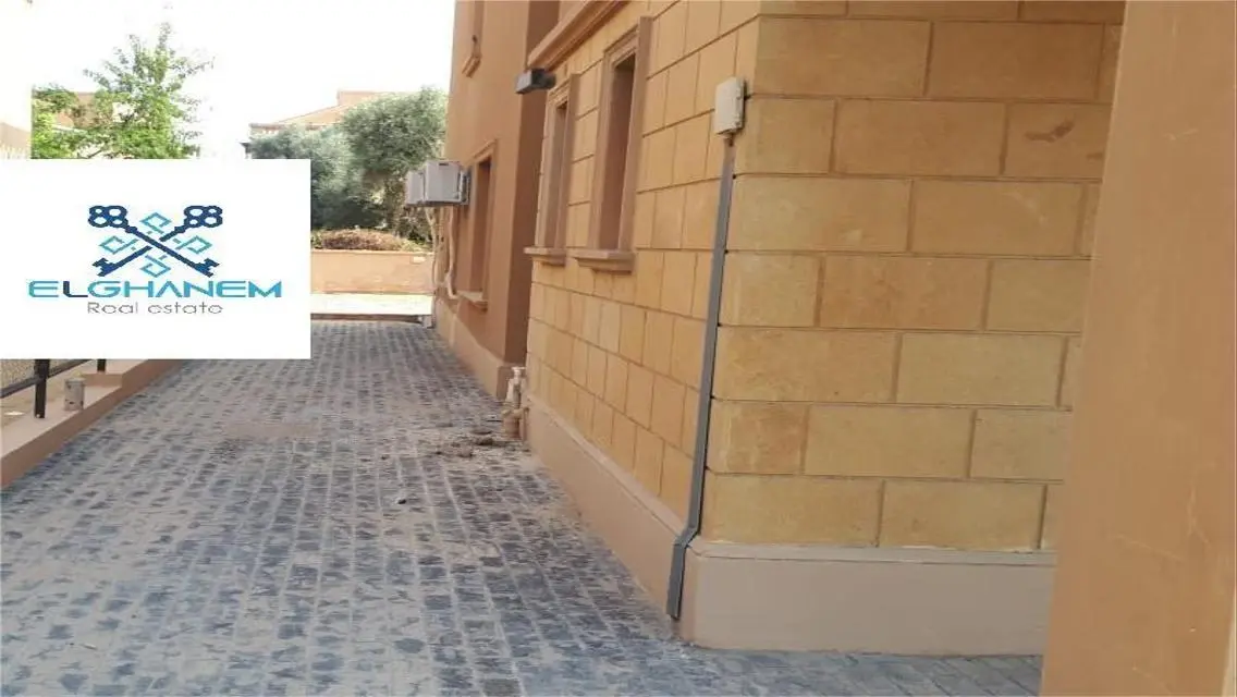 Luxury Villa with Spacious Layout in Prime Location