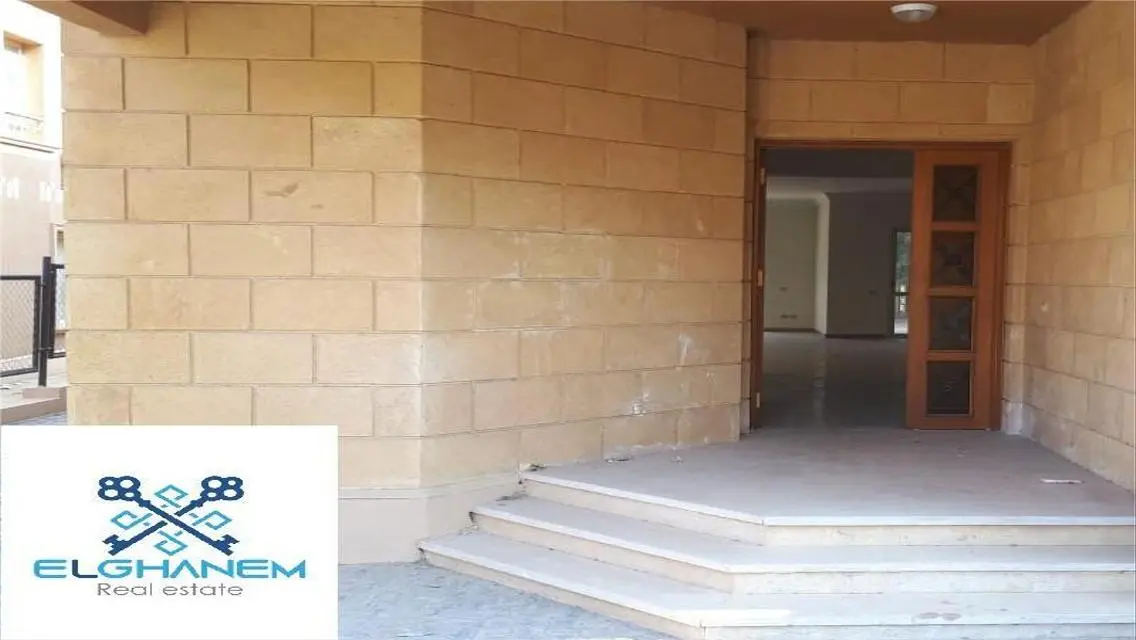 Luxury Villa with Spacious Layout in Prime Location