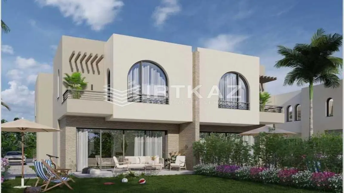 Luxury Lakefront Villa at an Attractive Price