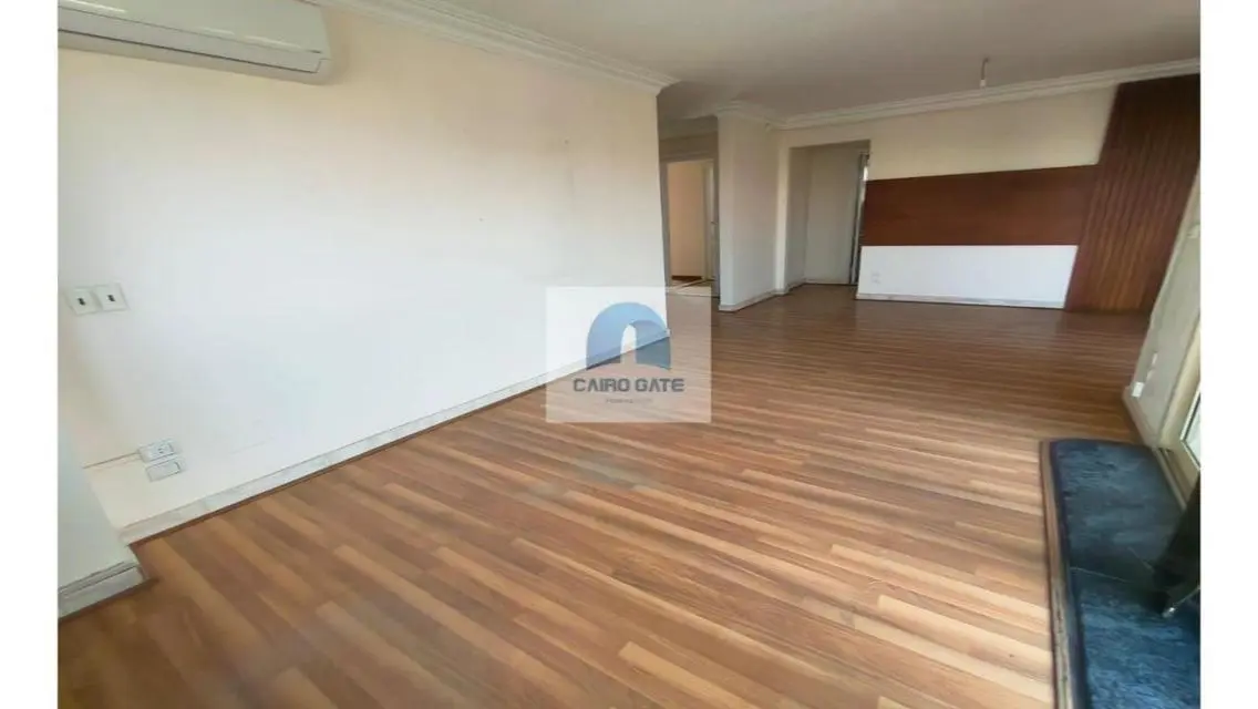 Exceptional Property with Convenient Meeting Room