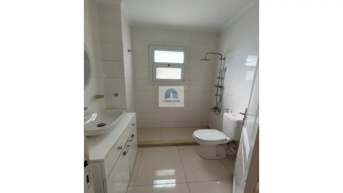 Exceptional Property with Convenient Meeting Room