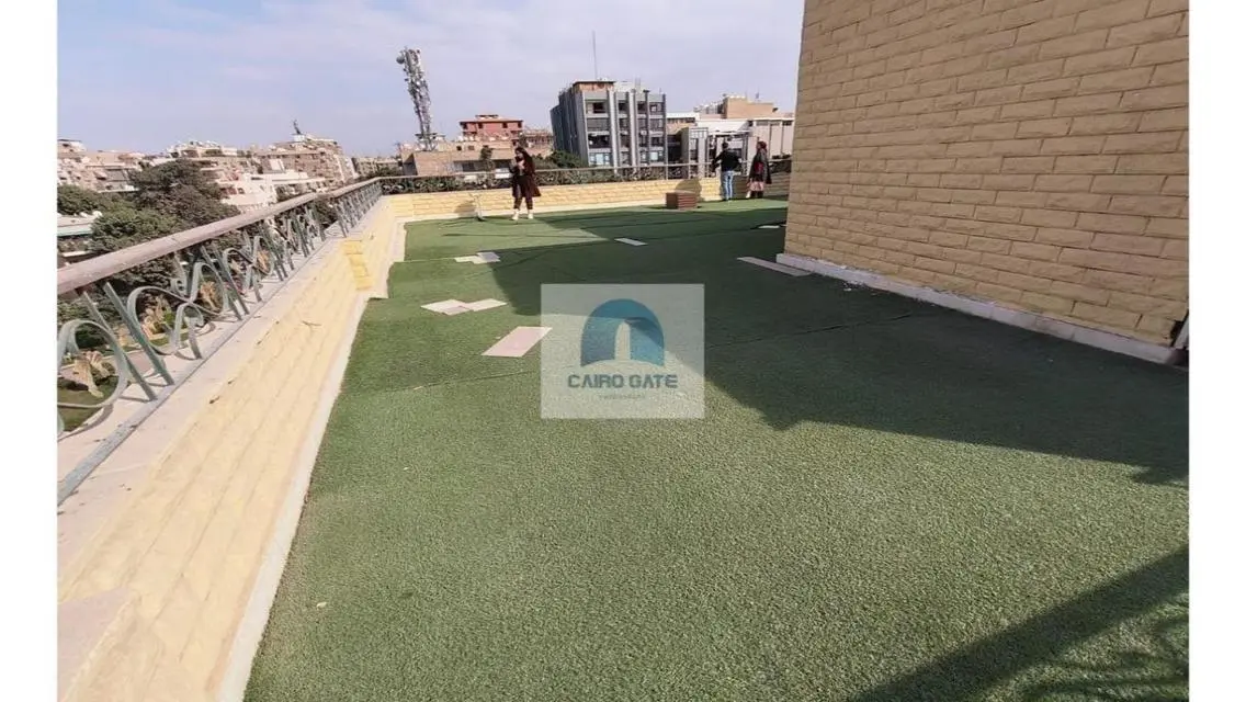 Exceptional Property with Convenient Meeting Room