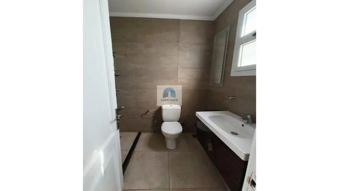 Exceptional Property with Convenient Meeting Room