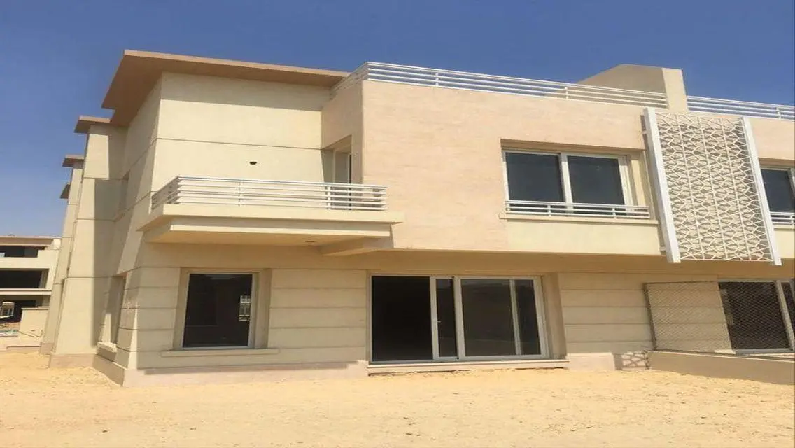 Luxury Mansion for Sale with Private Pool and Garden