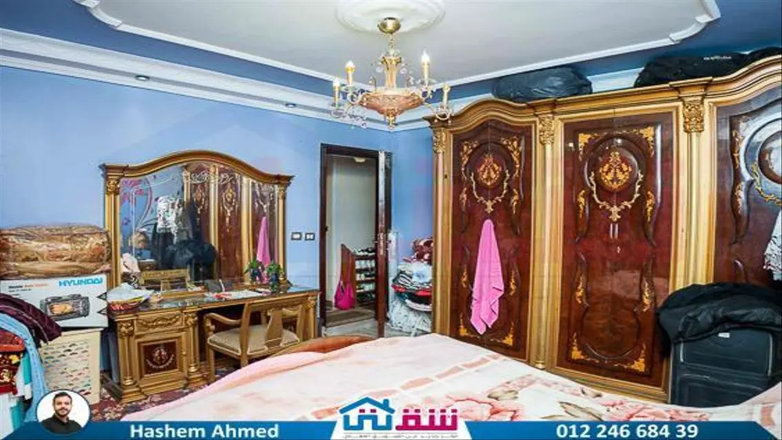 Luxurious Apartment with Balcony for the Ultimate Living Experience